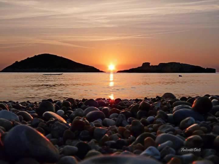 ホテル Baia Di Campi ヴィエステ エクステリア 写真