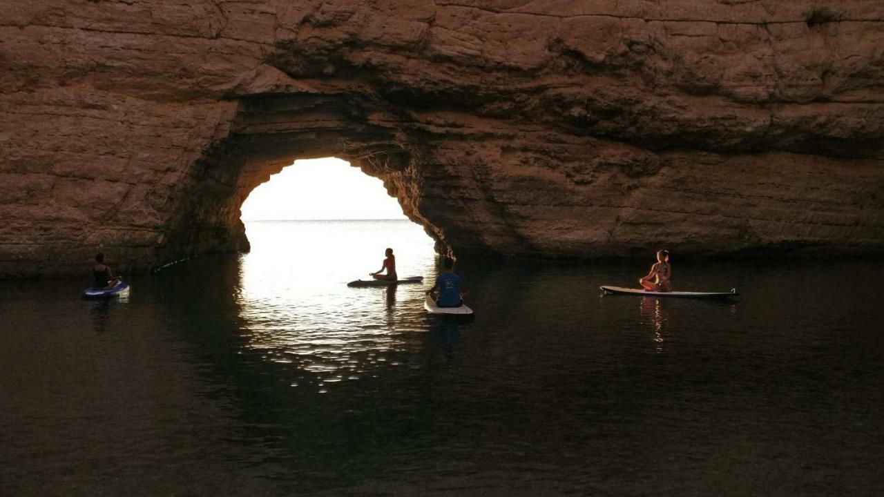 ホテル Baia Di Campi ヴィエステ エクステリア 写真